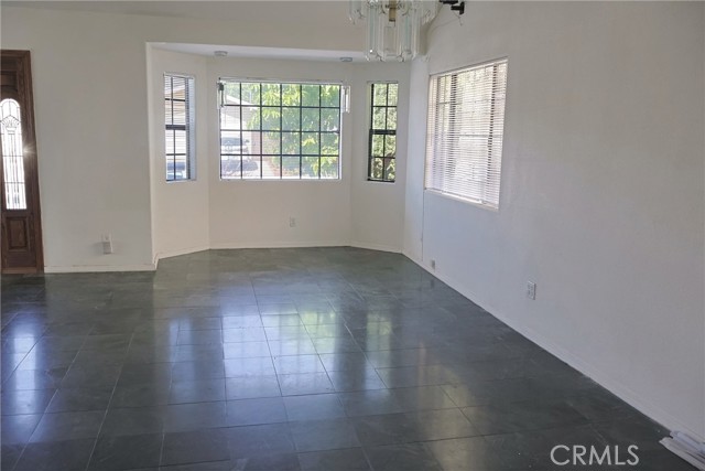 MLS #PV25226595 image #6