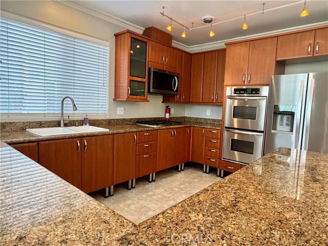 MLS #PV25234631 image #5