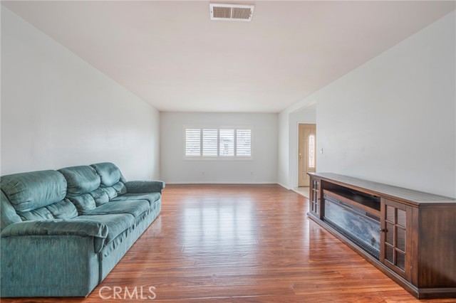 MLS #PV25234976 image #6