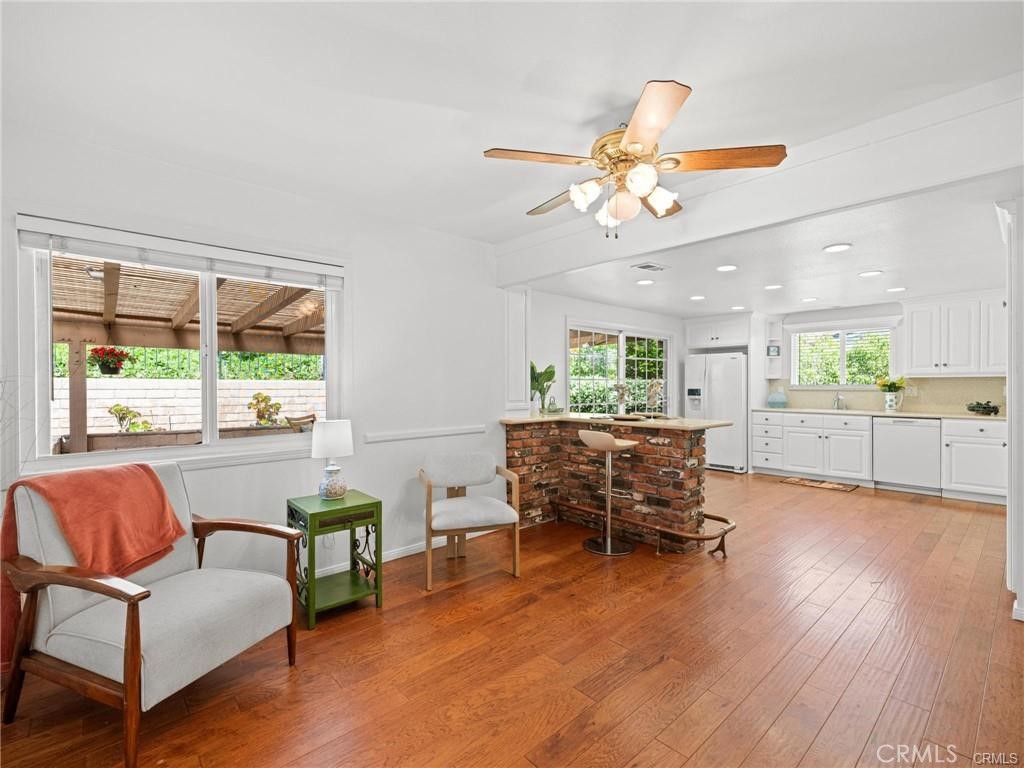 MLS #PV25235355 image #11