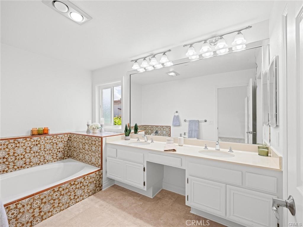 MLS #PV25235355 image #7