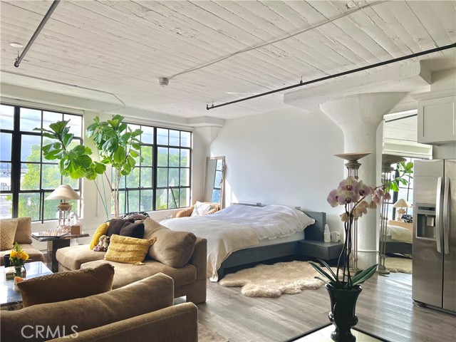 MLS #PV25236897 image #7