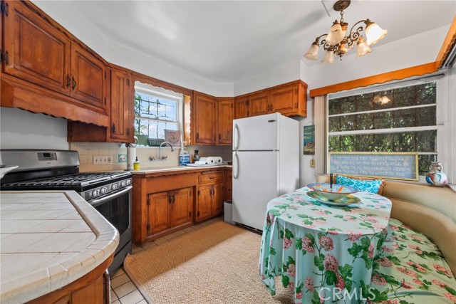 MLS #PV25238671 image #6