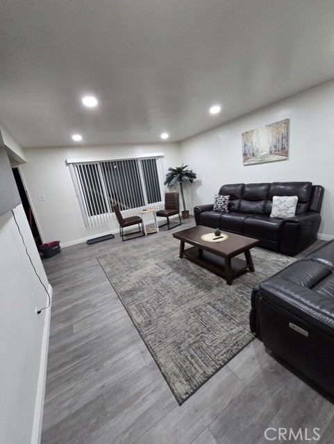 MLS #PV25241078 image #1