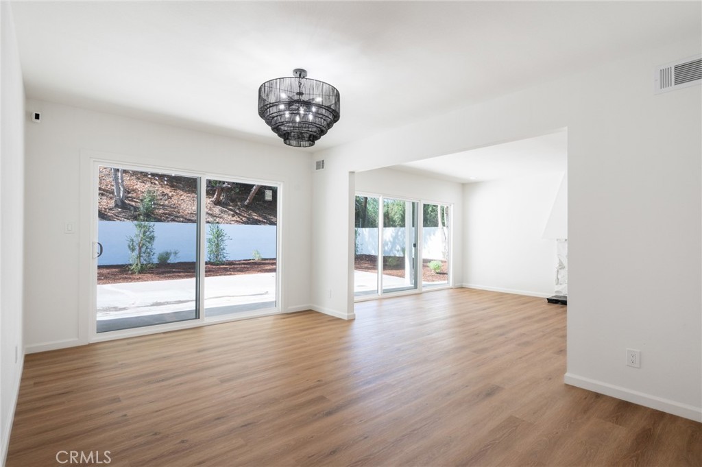 MLS #PV25241152 image #10