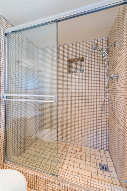 MLS #PV25244009 image #17