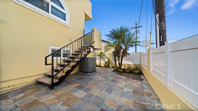 MLS #PV25244844 image #3