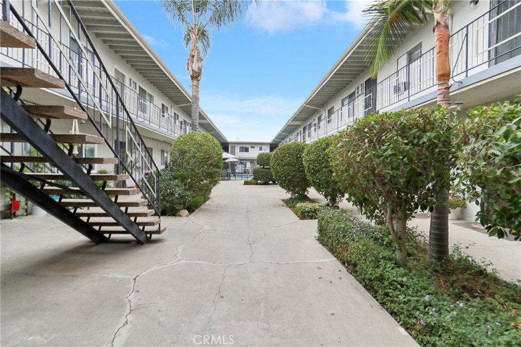 MLS #PV25245796 image #15