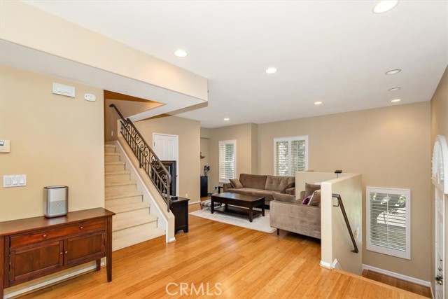 MLS #PV25252649 image #2