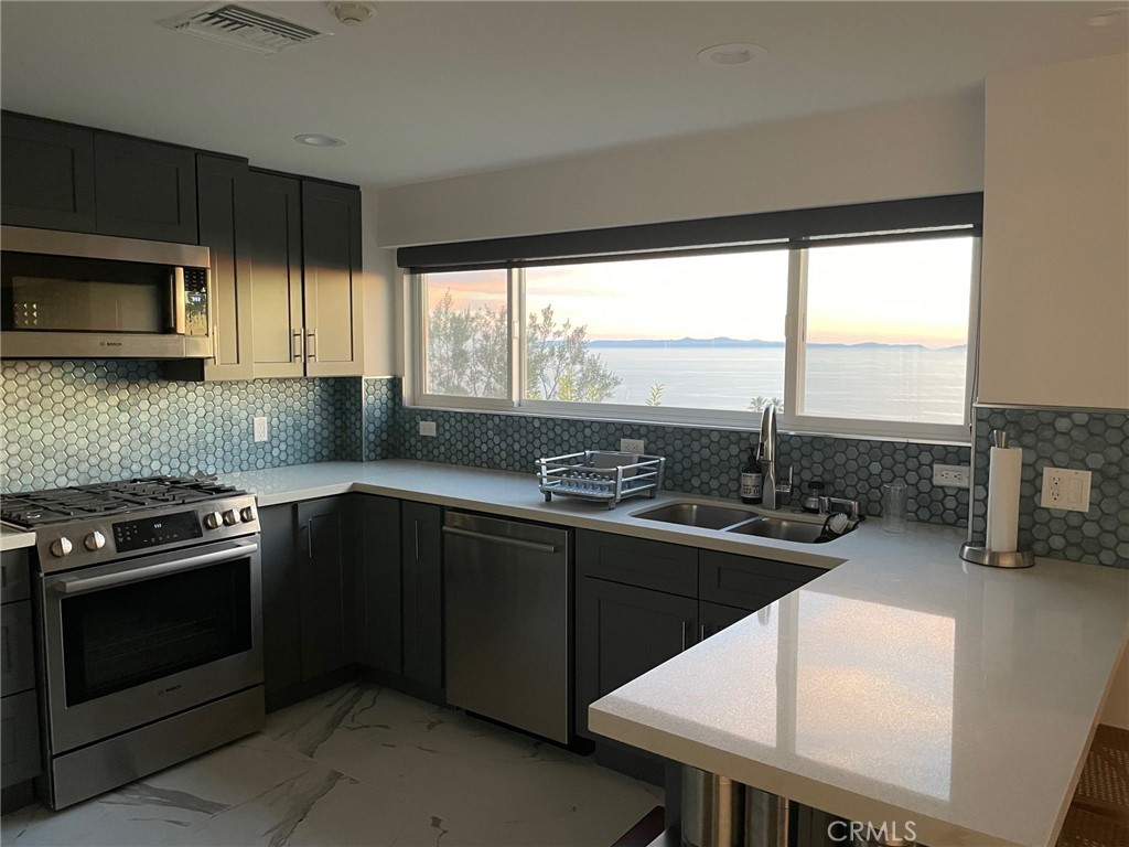 MLS #PV25255412 image #2