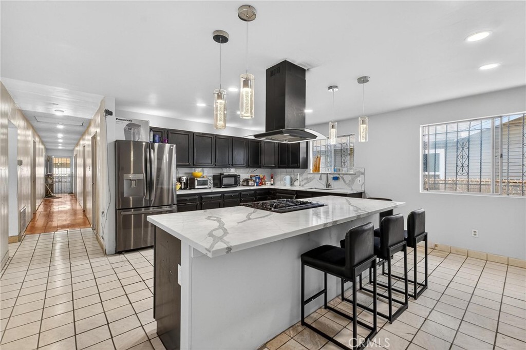 MLS #PV25257560 image #0