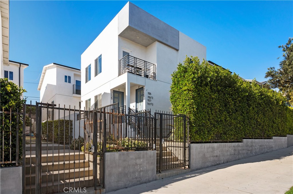 MLS #PV25260871 image #1