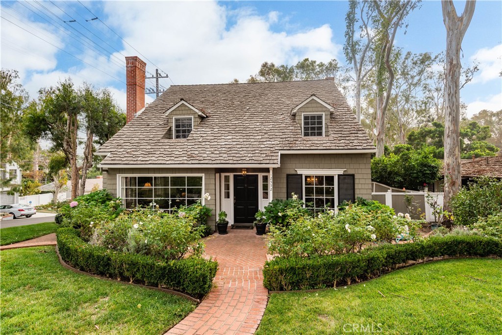 MLS #PV25260894 image #1