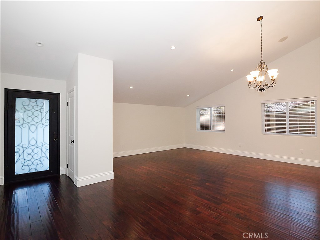 MLS #PV25261324 image #1