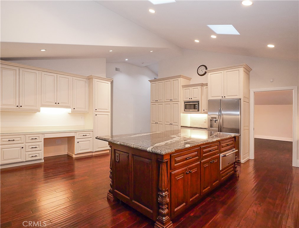 MLS #PV25261324 image #5