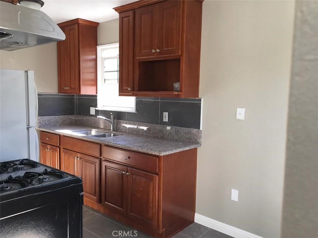 MLS #PV25261334 image #1