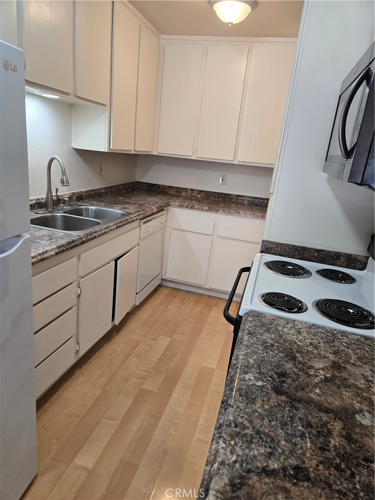 MLS #PV25261396 image #10