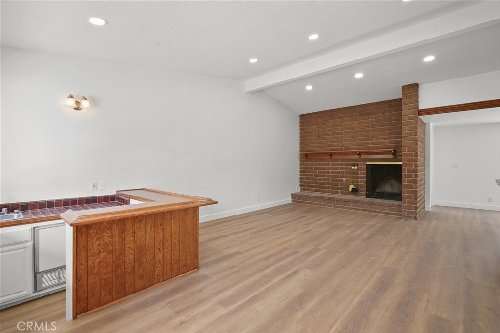 MLS #PV25261558 image #2