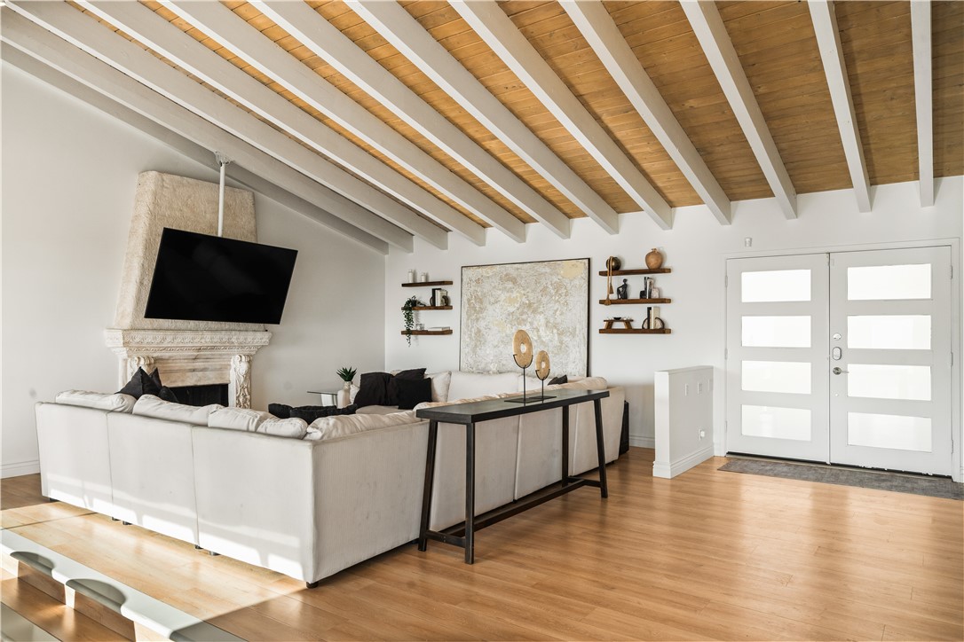 MLS #PV25262703 image #4