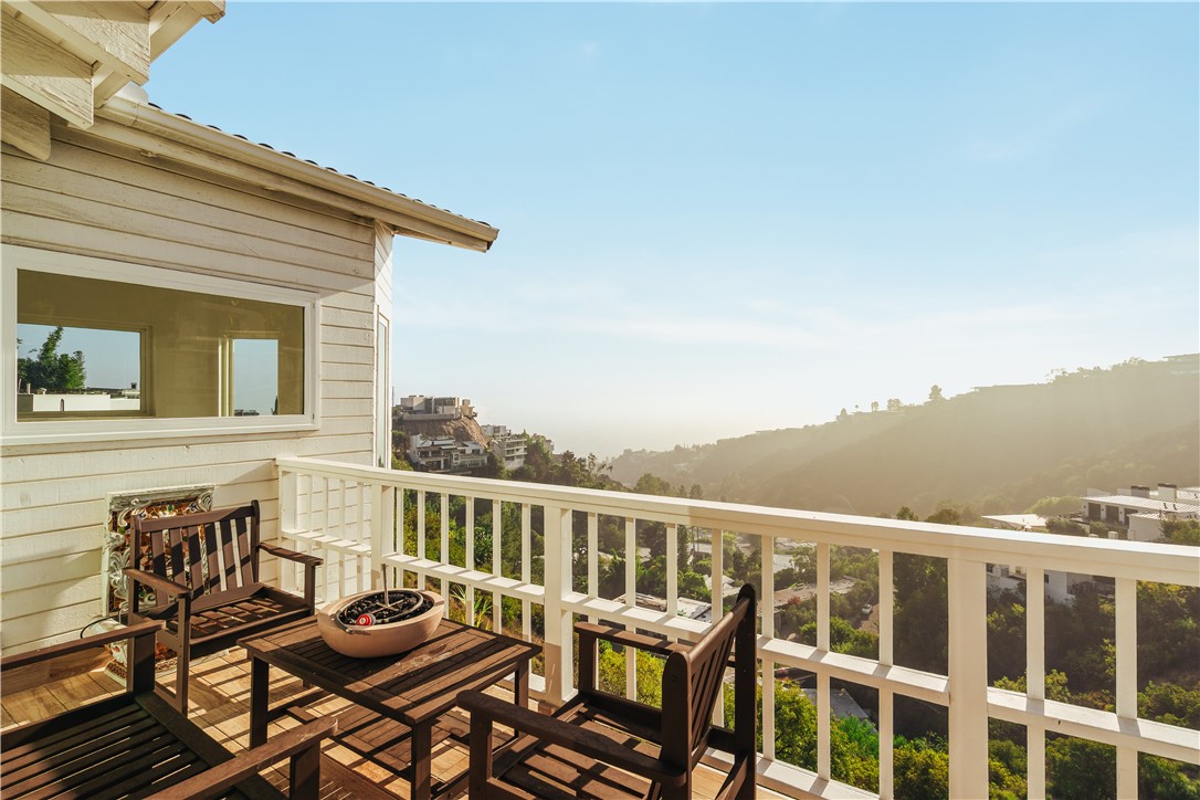 MLS #PV25262703 image #8