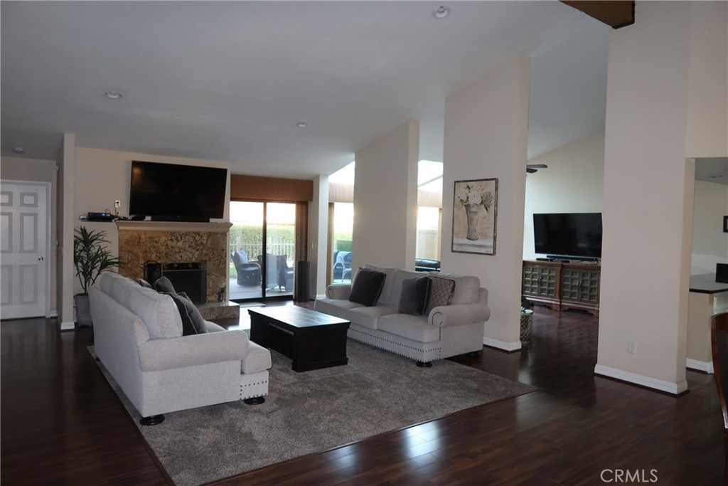 MLS #PV25263617 image #1