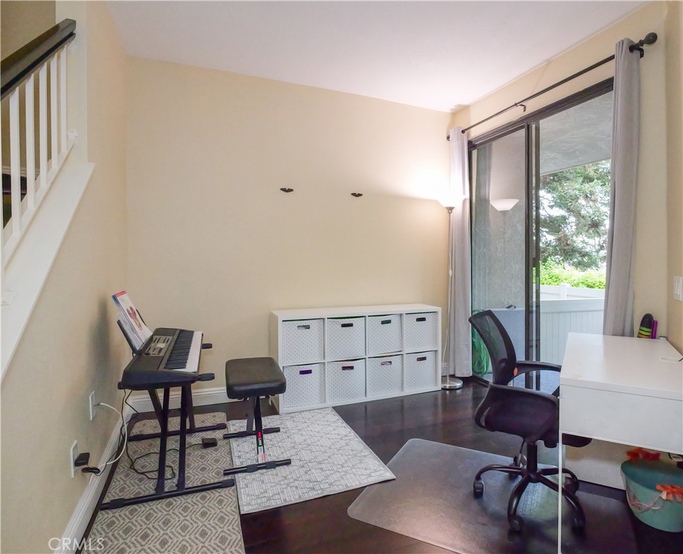 MLS #PV25267779 image #6