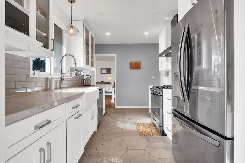 MLS #PV25268591 image #8