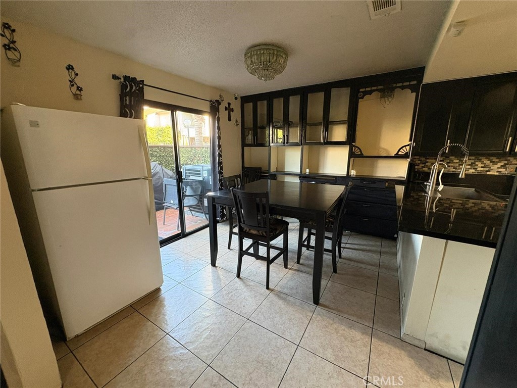 MLS #PV25268642 image #4