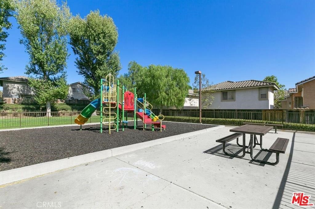 MLS #PV25269734 image #5