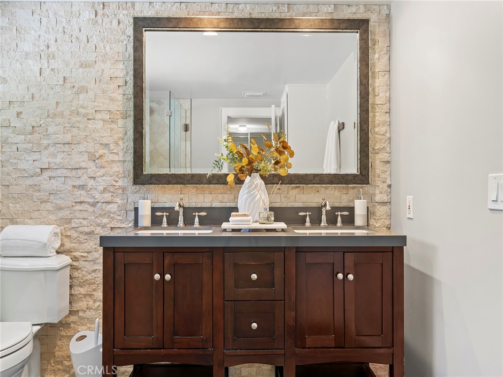 MLS #PV25270093 image #11