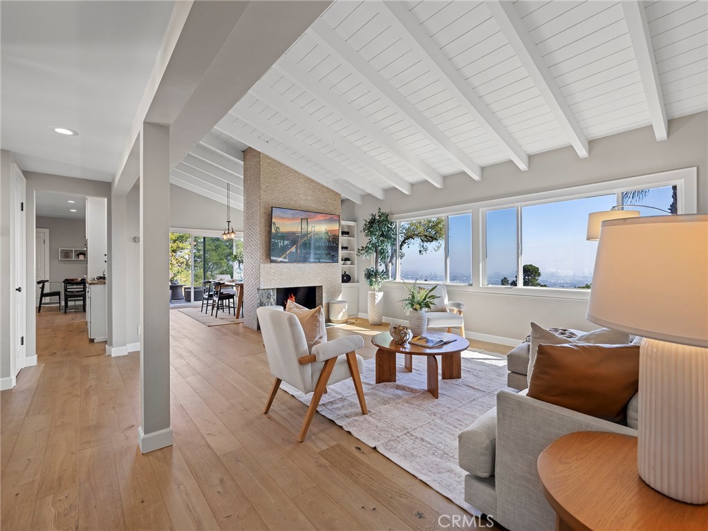 MLS #PV25270093 image #13