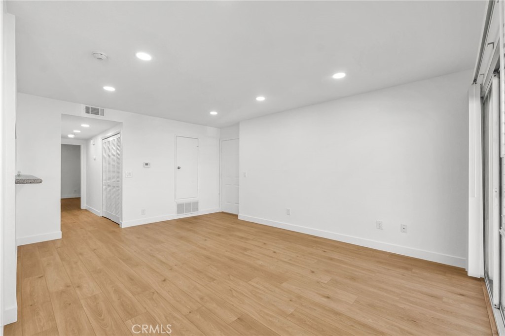 MLS #PV25270932 image #2