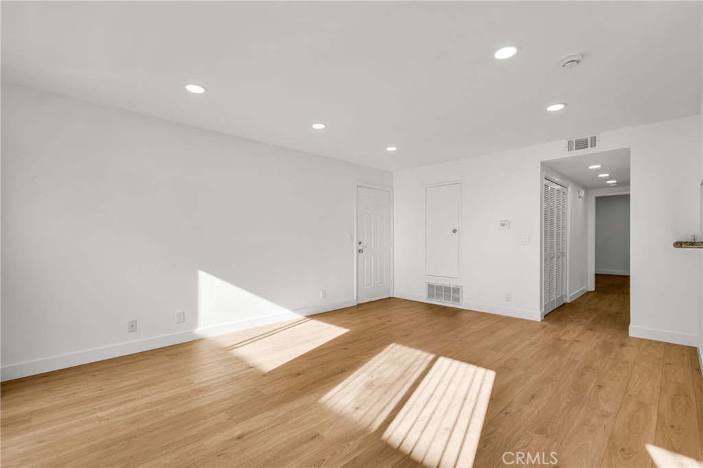 MLS #PV25271065 image #2