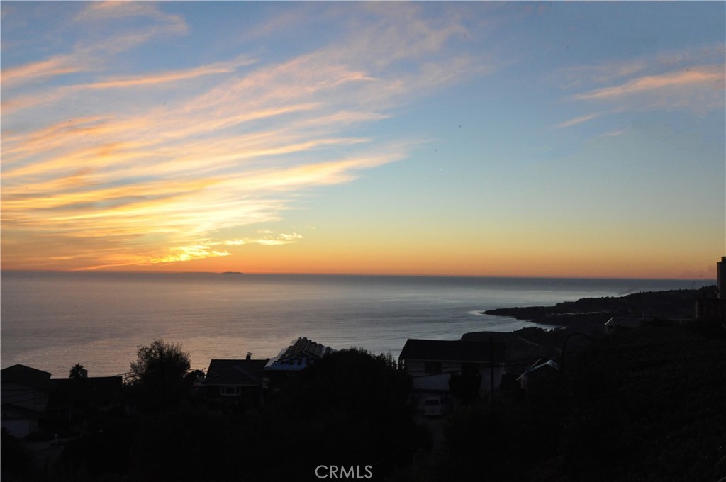 MLS #PV25271141 image #1