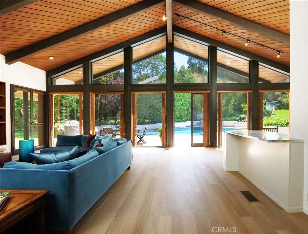 MLS #PV25272474 image #13