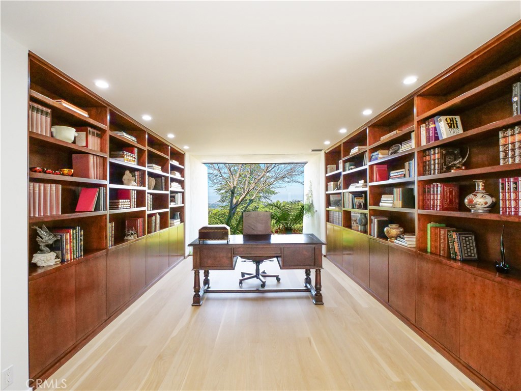 MLS #PV25272474 image #6