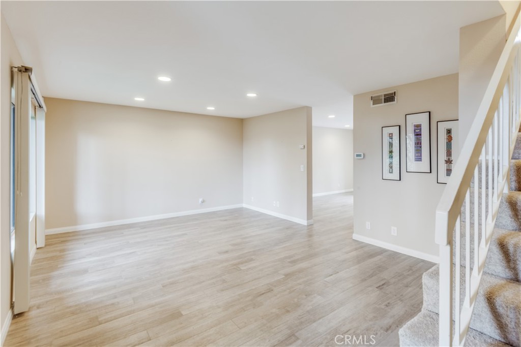 MLS #PV25272802 image #3