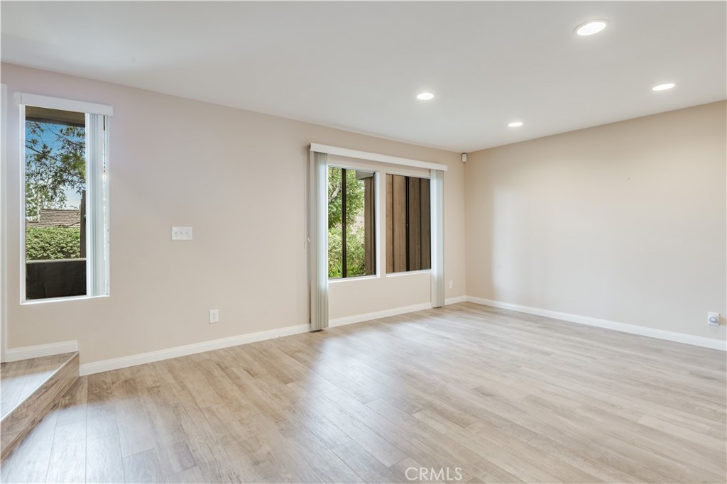 MLS #PV25272802 image #6