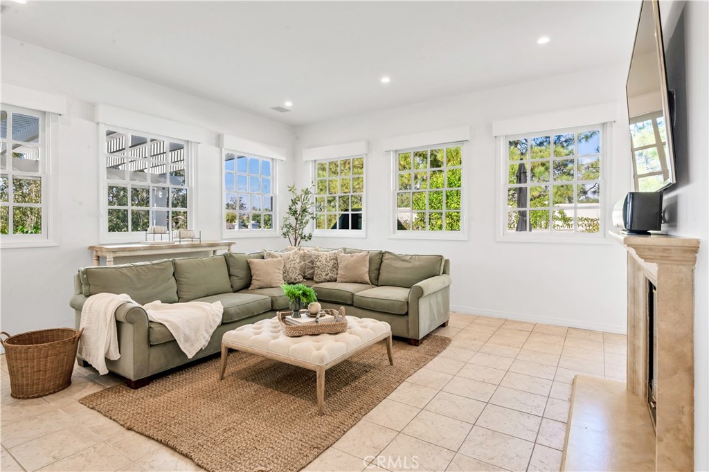 MLS #PV25273121 image #9