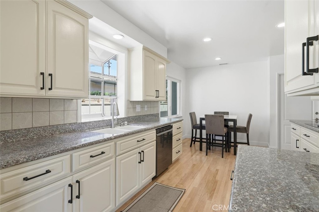 MLS #PV25274211 image #10