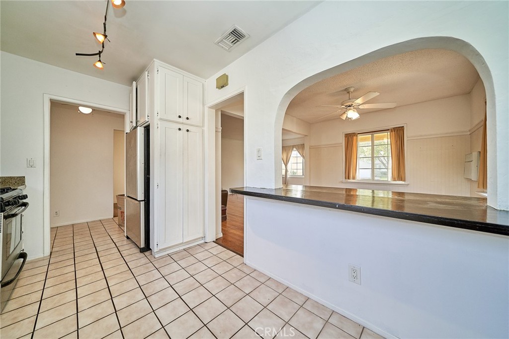 MLS #PV25275637 image #9