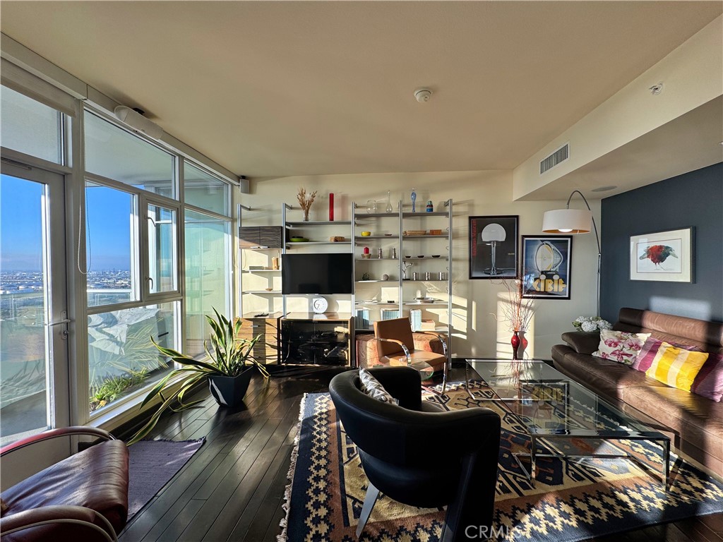 MLS #PV25276180 image #2