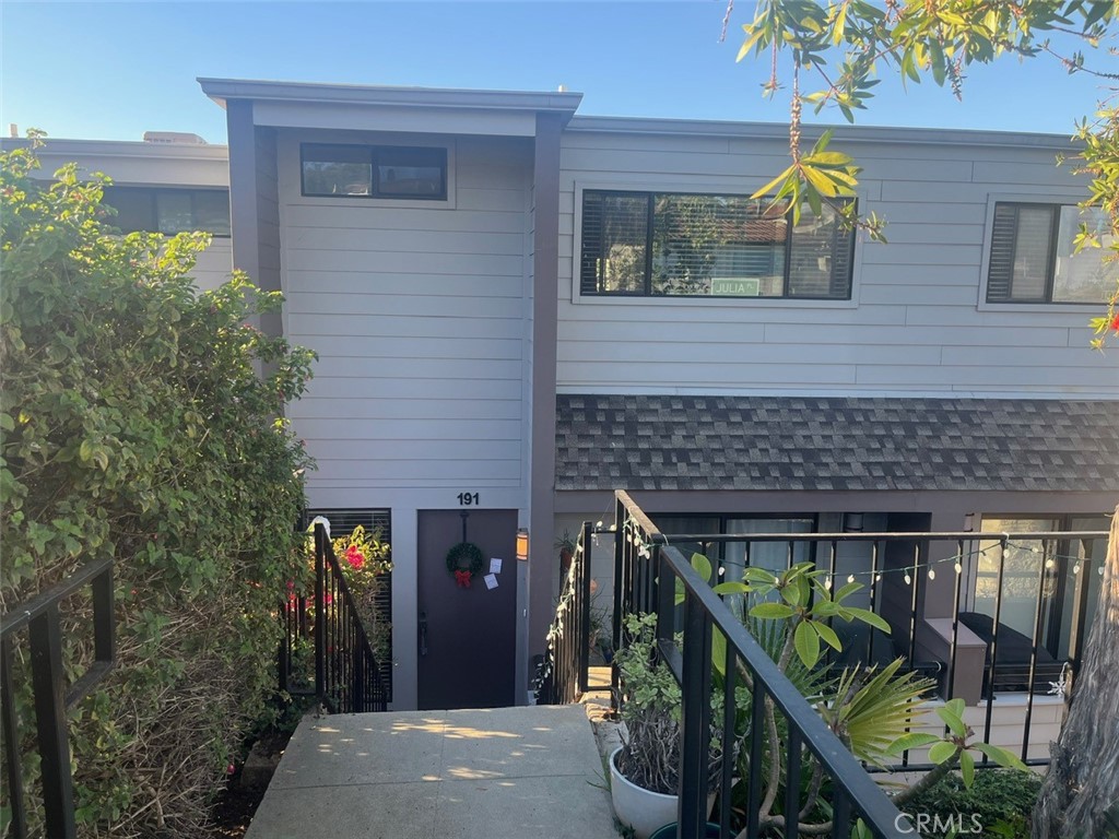 MLS #PV25276500 image #1