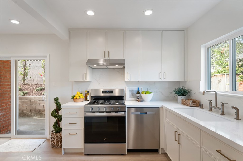 MLS #PV25277262 image #8