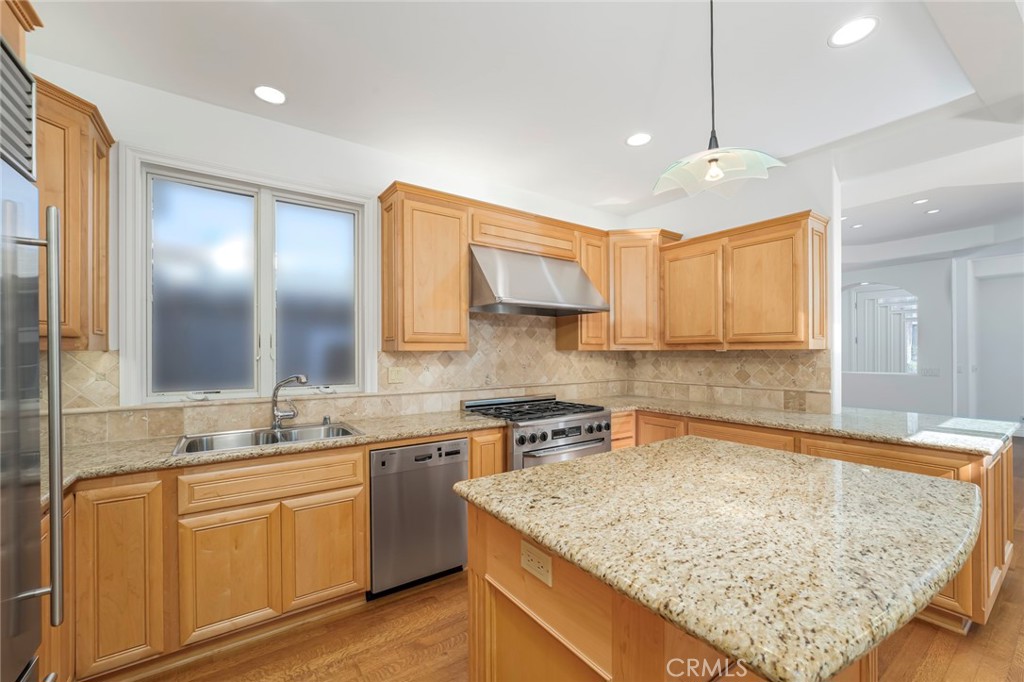 MLS #PW25016426 image #16