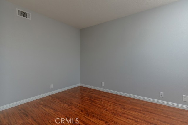 MLS #PW25040596 image #5