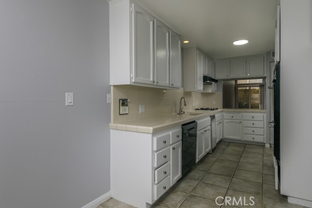 MLS #PW25040596 image #9