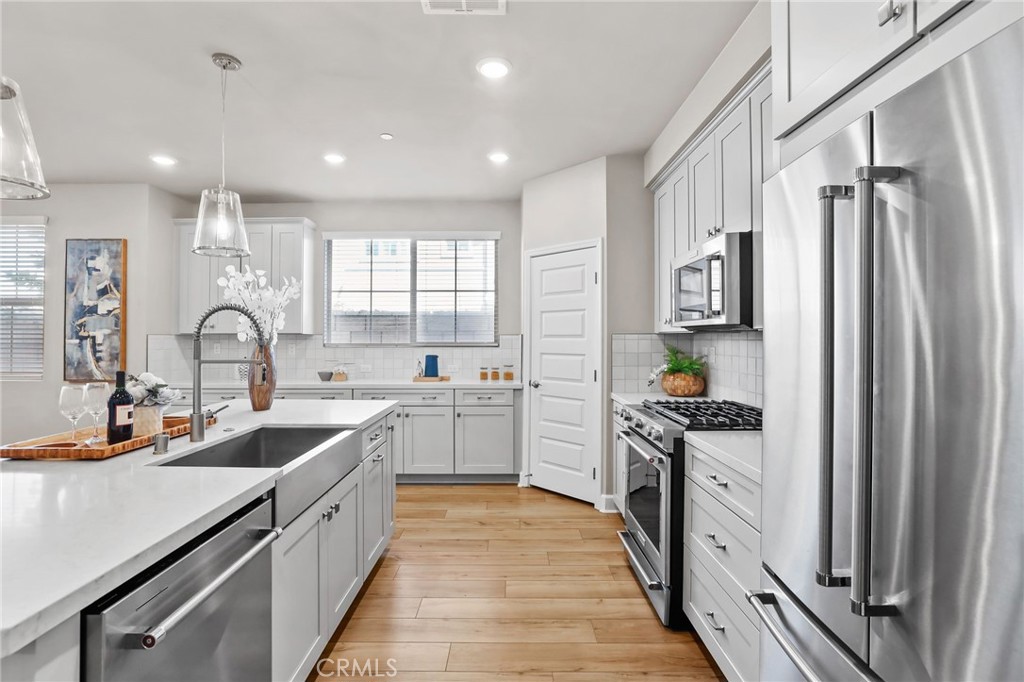 MLS #PW25058904 image #2