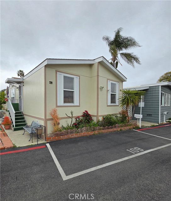 MLS #PW25059955 image #1