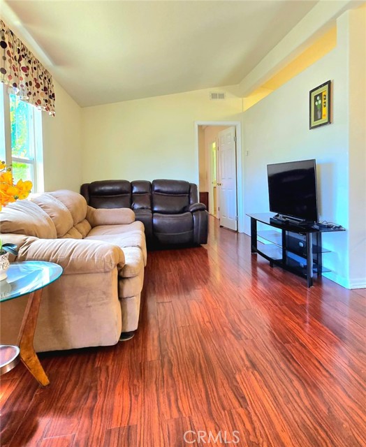 MLS #PW25059955 image #3